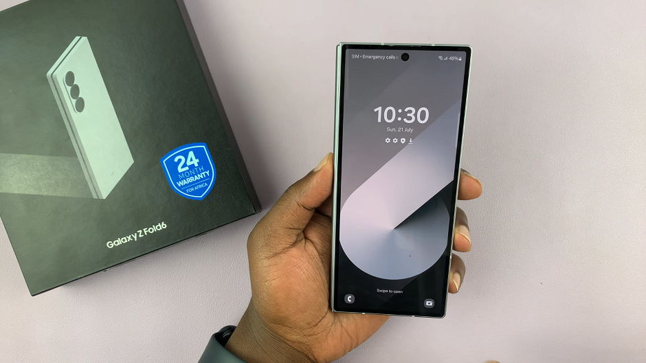 Samsung Galaxy Z Fold 6 Cover Screen