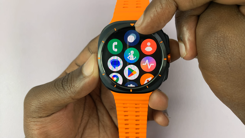 Active App Icon On  Galaxy Watch Ultra