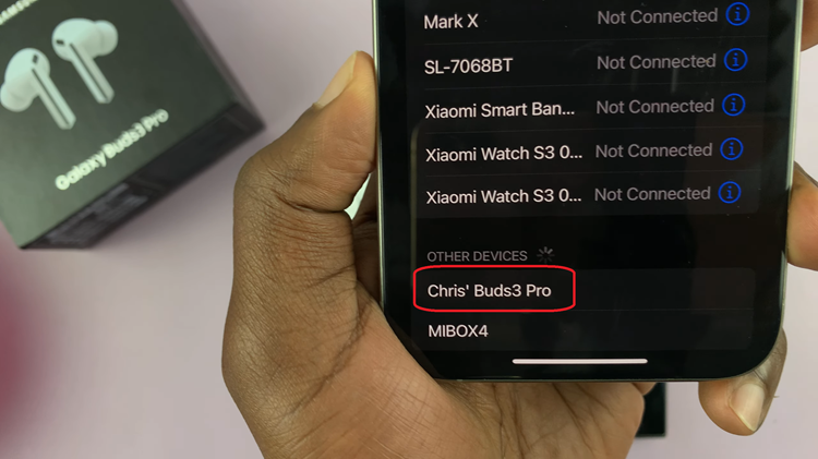 Put Samsung Galaxy Buds 3 Pro In Pairing Mode