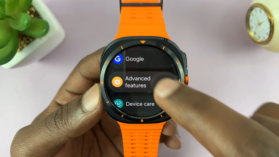 Enable/Disable 'Auto Launch Media Controls' On Galaxy Watch Ultra