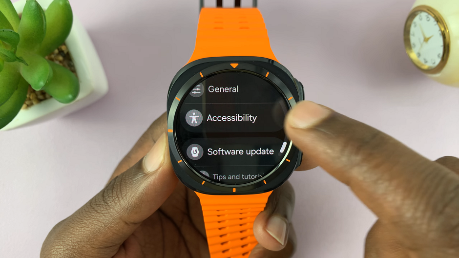 Black and White Screen On Galaxy Watch Ultra