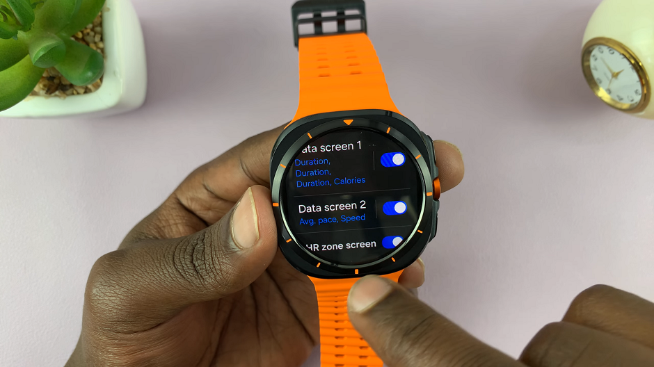 How To Change Data Screens For Exercises On Galaxy Watch Ultra