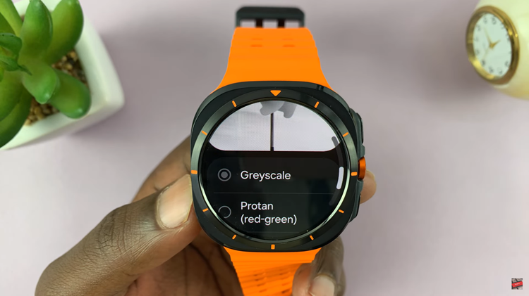 How To Enable & Disable Greyscale On Samsung Galaxy Watch Ultra