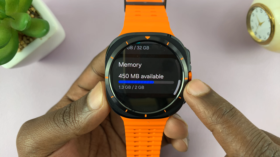 How To Free Up Memory (Clear RAM) On Samsung Galaxy Watch Ultra