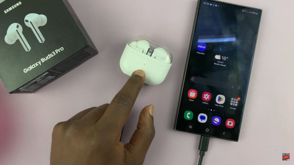 Charge Samsung Galaxy Buds 3 Pro