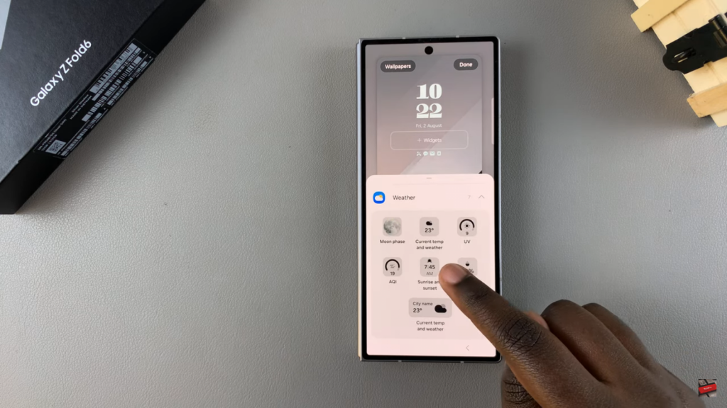 Add Weather Widget To Lock Screen On Samsung Galaxy Z Fold 6