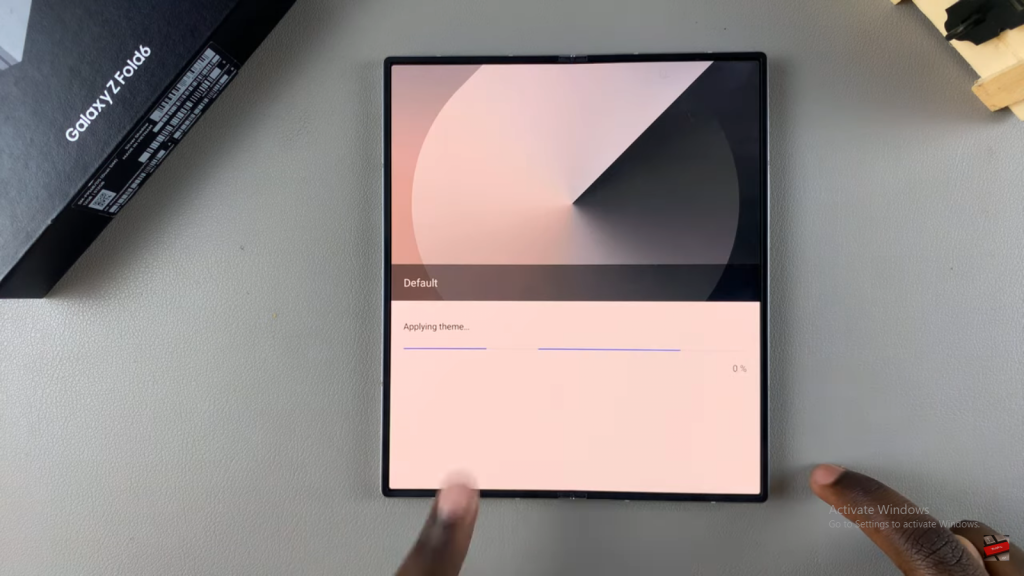 Revert To Default Theme On Samsung Galaxy Z Fold 6