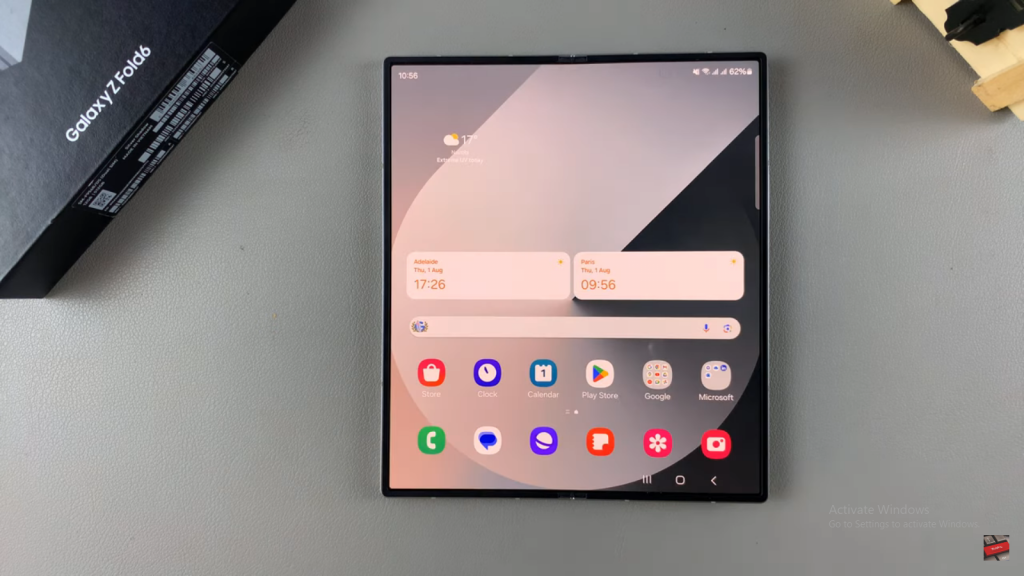 Revert To Default Theme On Samsung Galaxy Z Fold 6