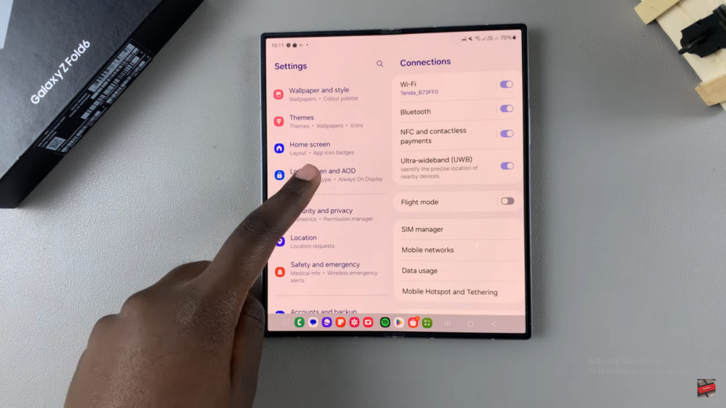 Hide Music Information On Always ON Display Of Samsung Galaxy Z Fold 6