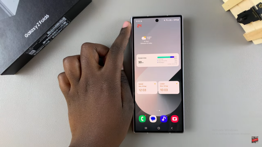 Display Refresh Rate On Samsung Galaxy Z Fold 6