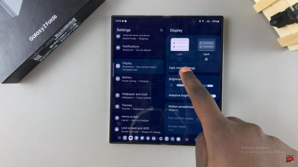 Fix Screen Color On Samsung Galaxy Z Fold 6