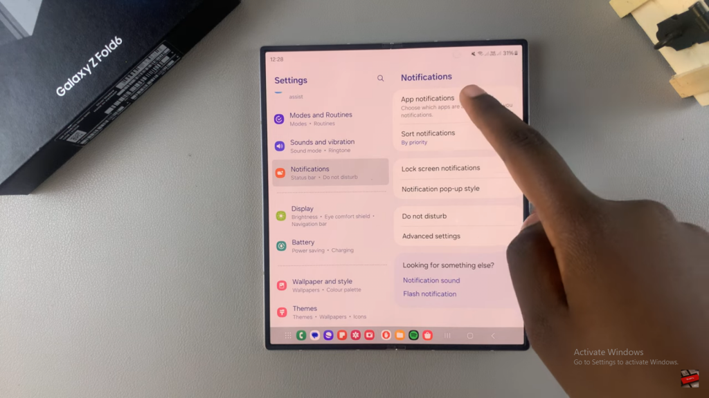 Disable Text Message Notifications On Lock Screen Of Samsung Galaxy Z Fold 6