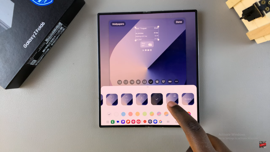 Add Multiple Clocks To Always ON Display Of Samsung Galaxy Z Fold 6