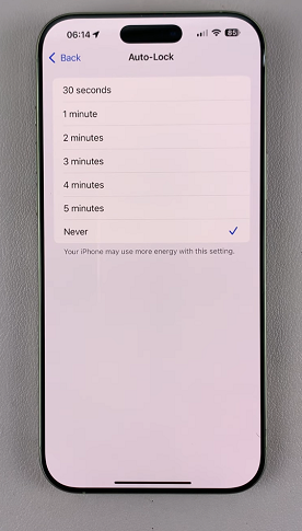 Make Display NEVER Sleep On iPhone 16 / 16 Pro