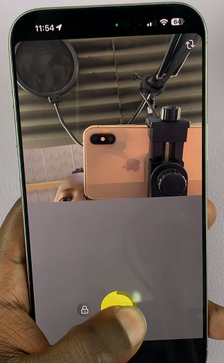 How To Record With Front & Back Cameras Simultaneously On iPhone 16