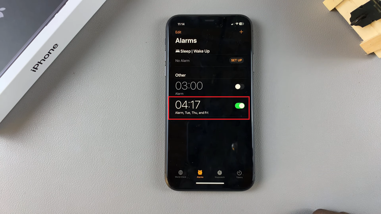 How To Create Alarm On iPhone 11