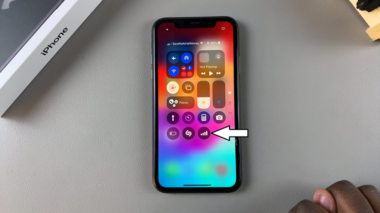 How To Turn ON & OFF Mobile Data On iPhone 11