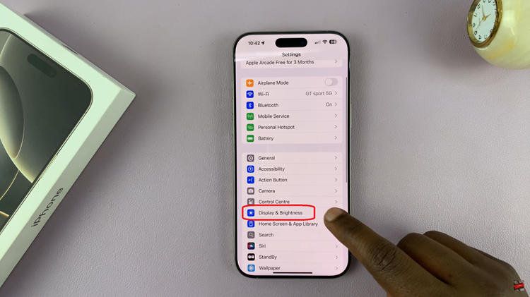 Use Always ON Display Without Wallpaper On iPhone 16 Pro