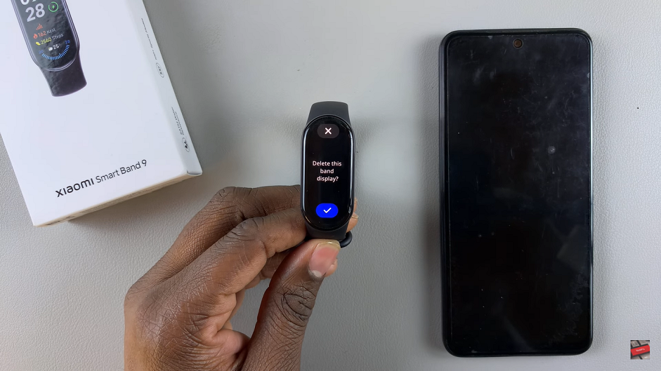 How To Remove Watch Faces on Xiaomi Smart Band 9 using the Xiaomi Mi Fitness app.