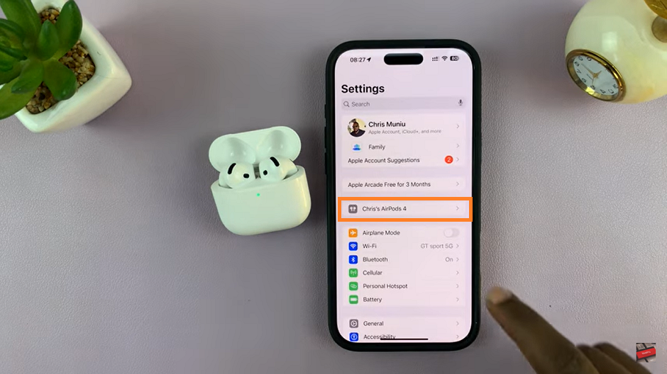 How To Enable / Disable Automatic Ear Detection On Airpods 4