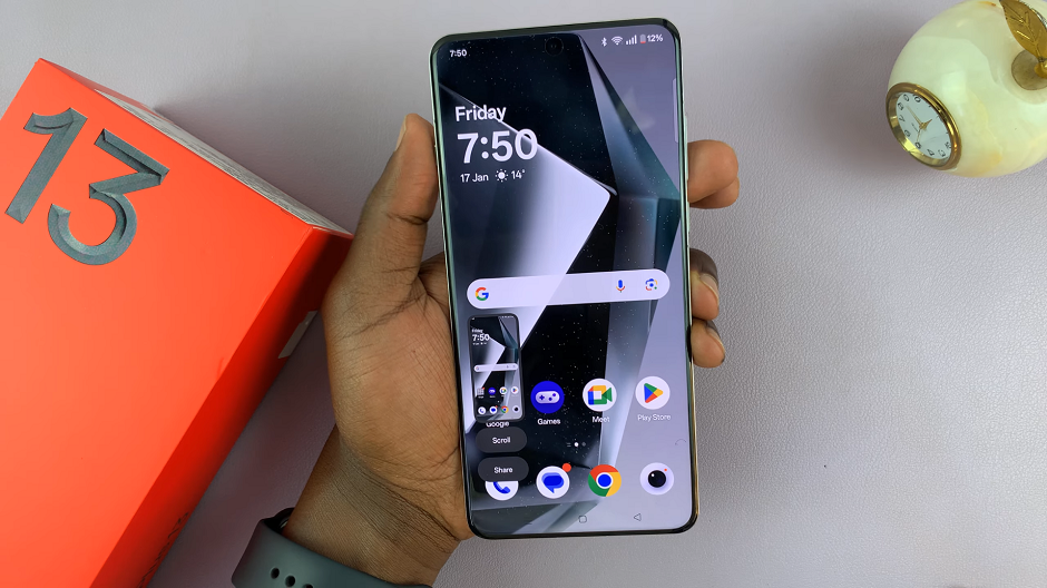 Screenshot with Physical buttons On OnePlus 13