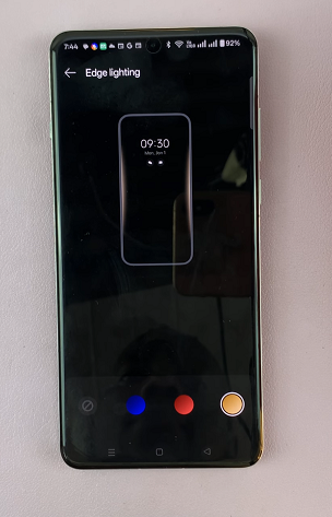 How To Use Edge Lighting On OnePlus 13
