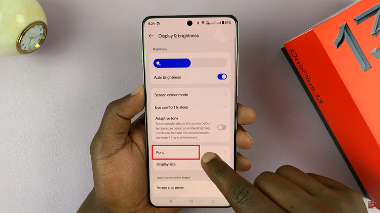 Adjust Font Size On OnePlus 13