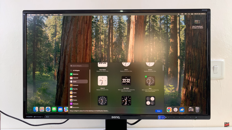 How To Add Clock Widget On Mac