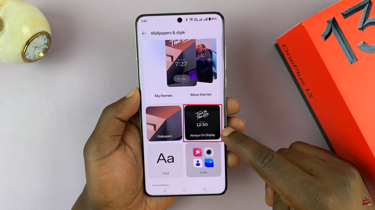 How To Change Always ON Display Clock To Analog On OnePlus 13