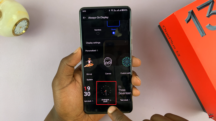 How To Change Always ON Display Clock To Analog On OnePlus 13