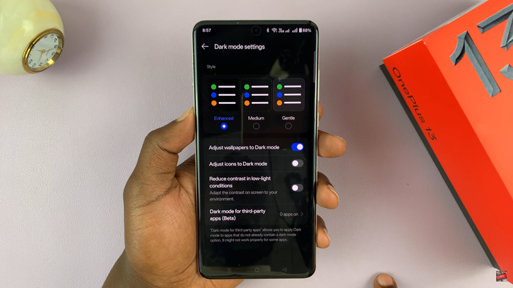 How To Enable Dark Mode On OnePlus 13