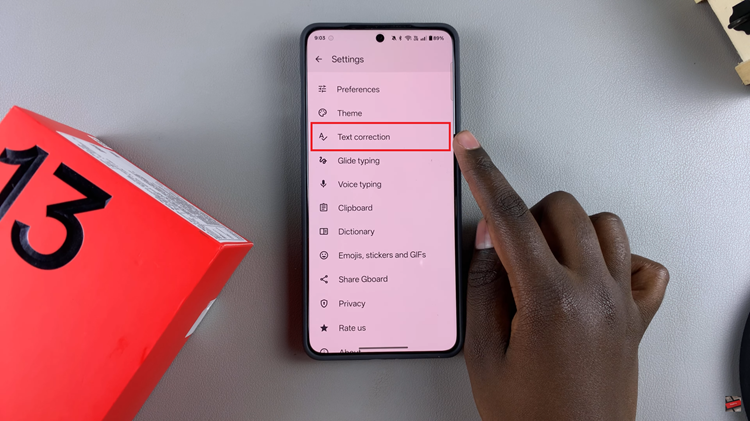 How To Enable & Disable Keyboard Auto Correct On OnePlus 13