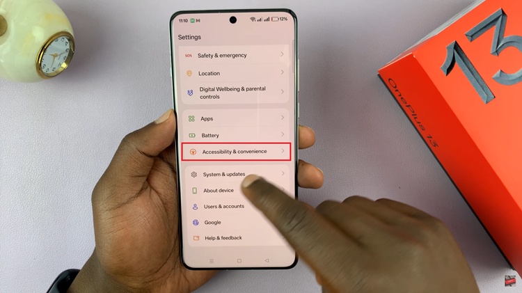 How To Show & Hide Accessibility Button On OnePlus 13