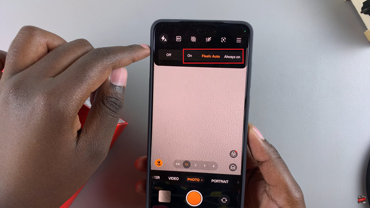 How To Turn ON & OFF Camera Flash On OnePlus 13