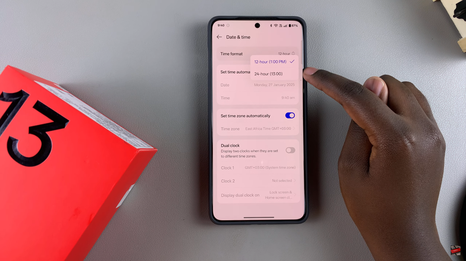 How To Change Clock Format On OnePlus 13