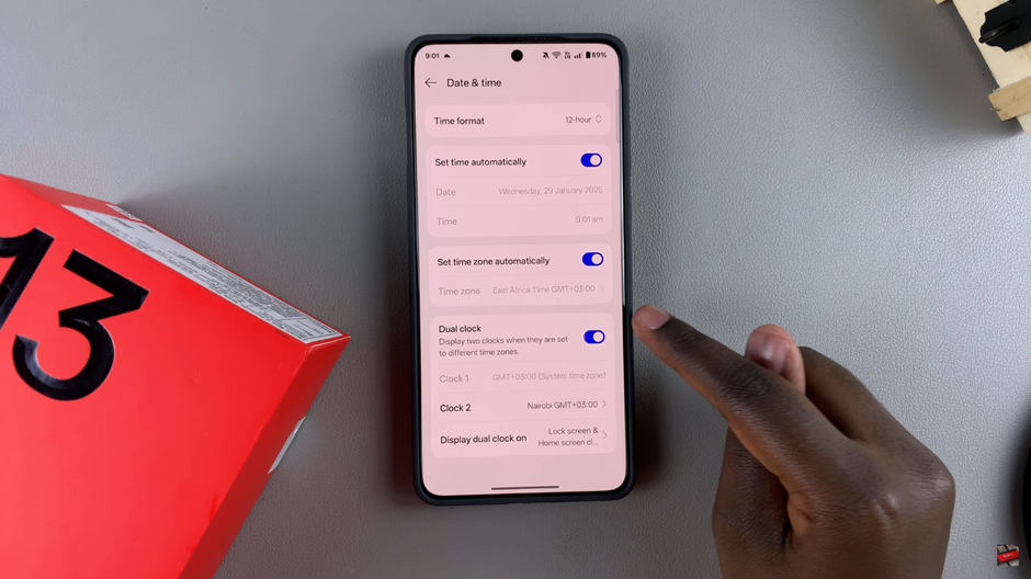 How To Enable / Disable Dual Clock On OnePlus 13