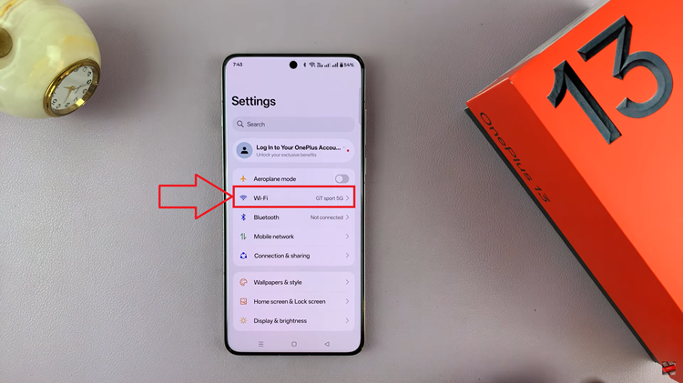 Turn Off 'Auto Connect To Best Wi-Fi' On OnePlus 13