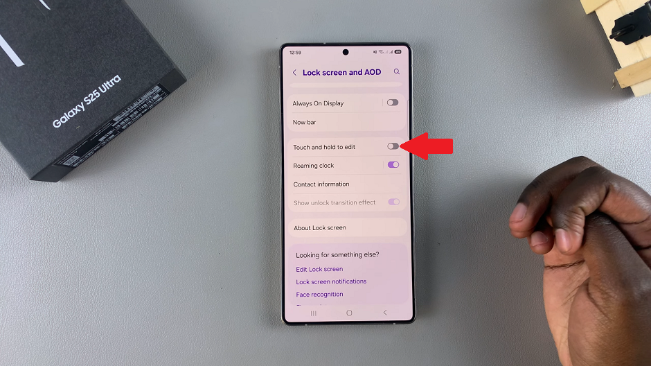 How To Disable Touch & Hold To Edit Lock Screen On Galaxy S25