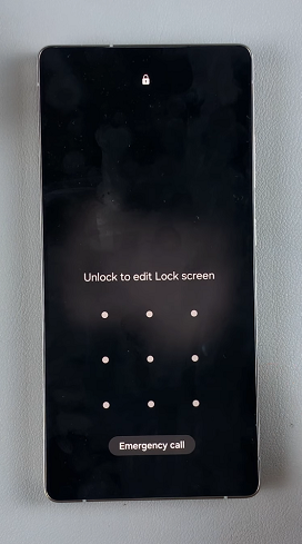 Unlock To Edit Lock Screen On Galaxy S25