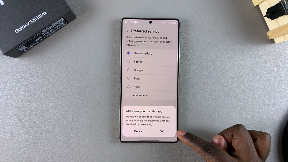 Change Preferred Password Service On Galaxy S25