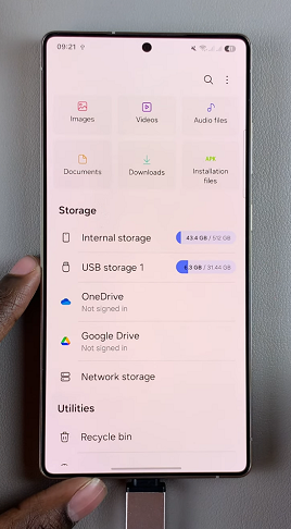 Connect USB Flash Drive To Galaxy S25