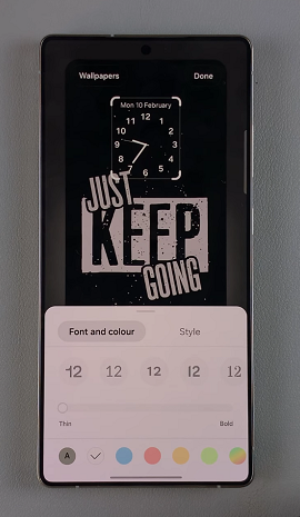 Add Analog Clock To Lock Screen Of Galaxy S25