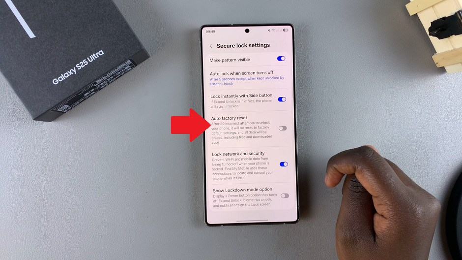 How To Turn OFF Auto Factory Reset After 20 Failed Unlock Attempts On Galaxy S25