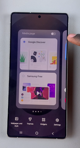 How To Enable Media Page To Home Screen On Galaxy S25
