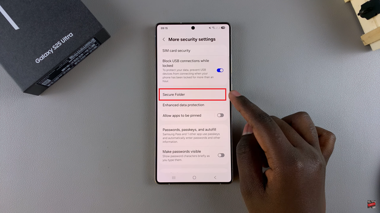 How To Hide & Unhide Secure Folder On Samsung Galaxy S25 & S25 Ultra