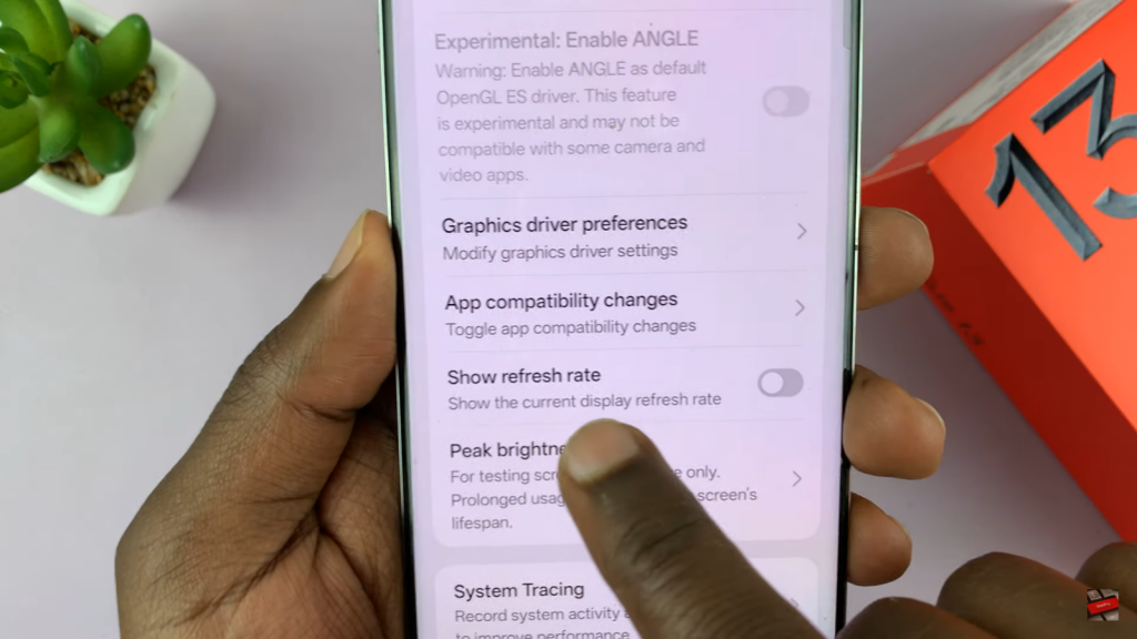 Display Live Refresh Rate On Your Screen In Oneplus 13