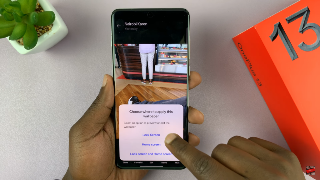 Change Lock Screen Wallpaper On Oneplus 13