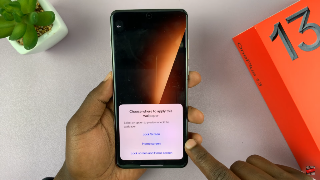 Change Wallpaper On OnePlus 13