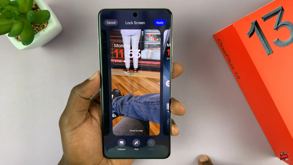 Change Wallpaper On OnePlus 13