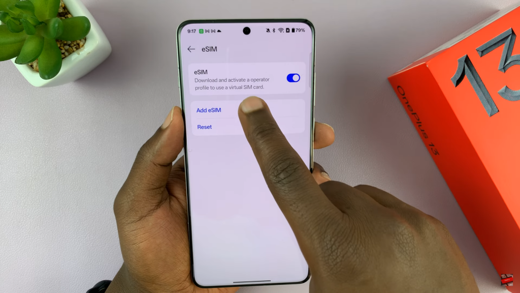 Does Oneplus 13 Support Esim?